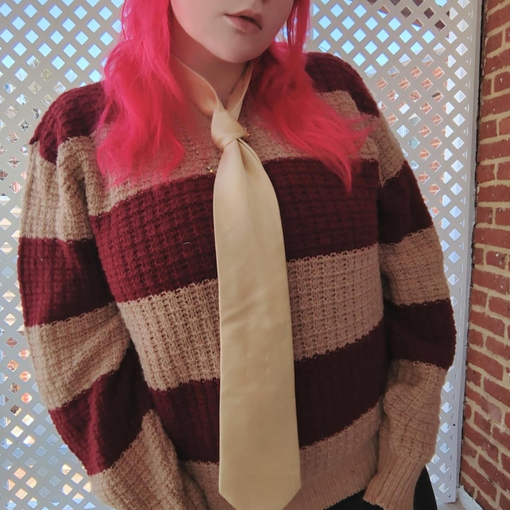 Jones New York Pale Yellow Gold 100% Silk Neck Tie